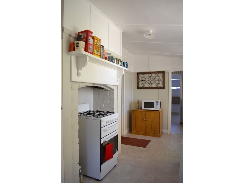 24 Fitzroy Avenue, Red Cliffs VIC 3496