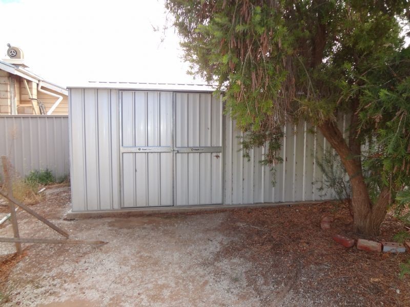 32 Railway Terrace, Ouyen VIC 3490