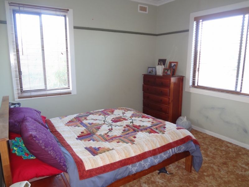 32 Railway Terrace, Ouyen VIC 3490