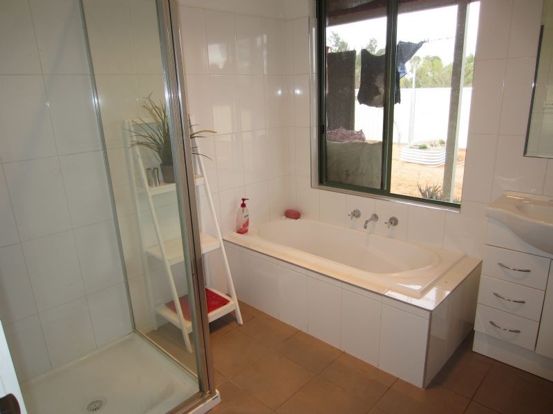 403 Sculthorpe Road, Nangiloc VIC 3494