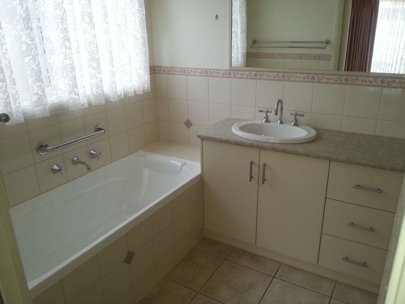 2/1 Hoyts Drive, Mildura VIC 3500