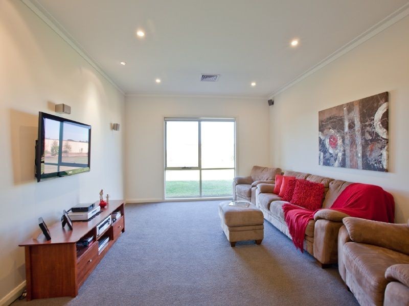 9 Mason Court, Red Cliffs VIC 3496