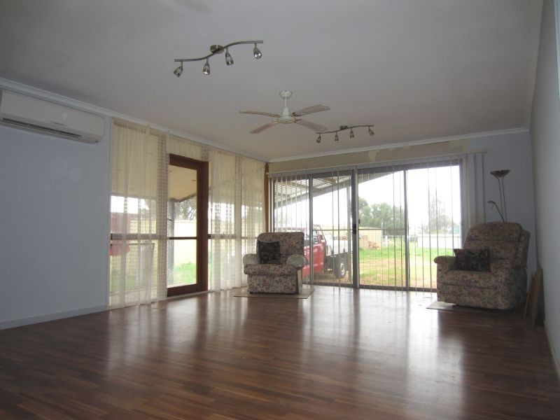 17 Johnson Street, Ouyen VIC 3490