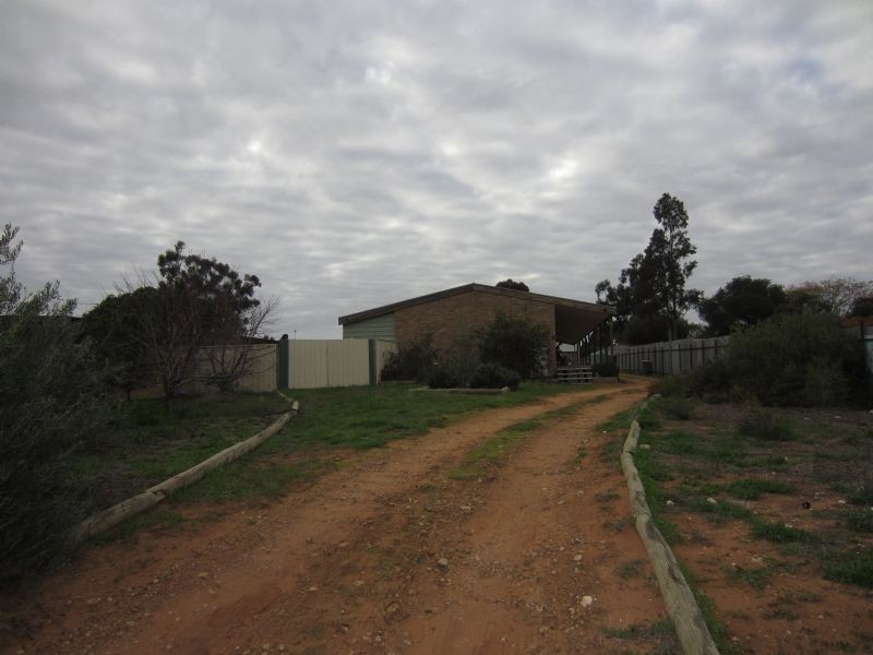 17 Johnson Street, Ouyen VIC 3490