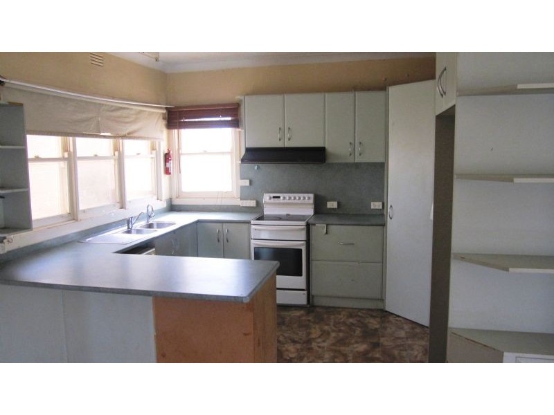 17 Mossop Street, Underbool VIC 3509