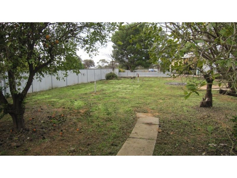 17 Mossop Street, Underbool VIC 3509