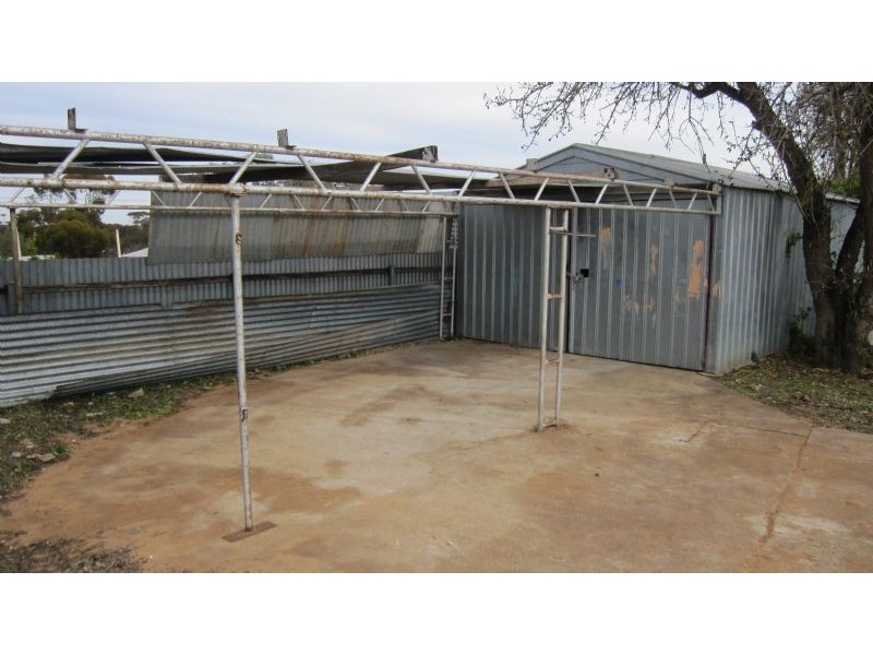 17 Mossop Street, Underbool VIC 3509