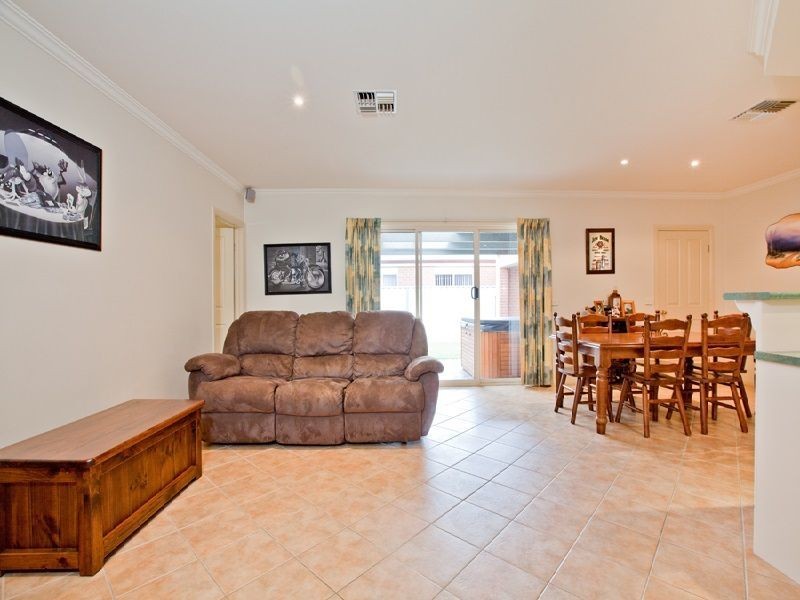 15 Ularara Drive, Mildura VIC 3500