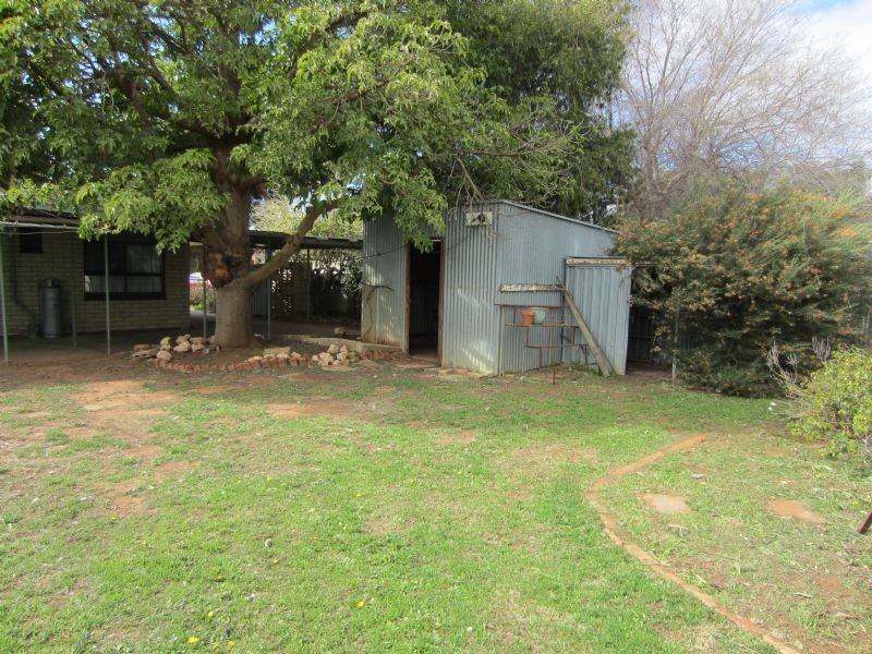 4 Hume Street, Dareton NSW 2717