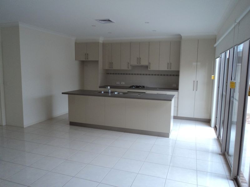 4/11 Wisteria Way, Mildura VIC 3500