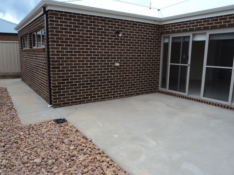 4/11 Wisteria Way, Mildura VIC 3500