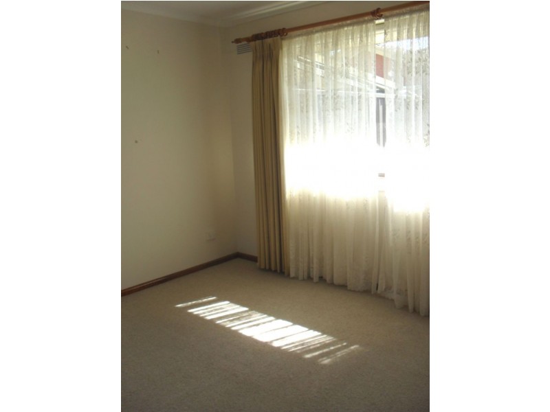 2/4 Eileen Street, Mildura VIC 3500