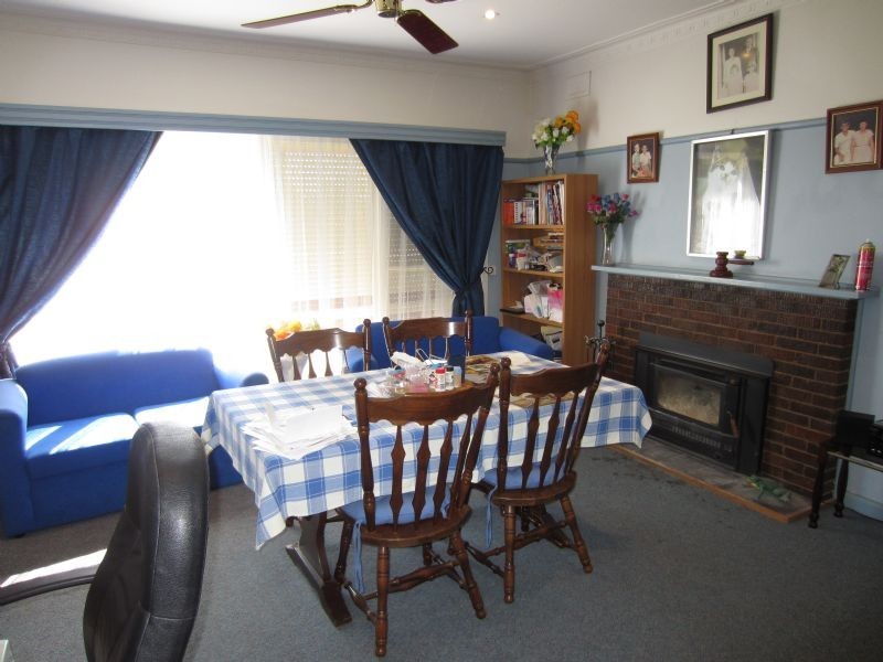 24 Gregory Street, Ouyen VIC 3490