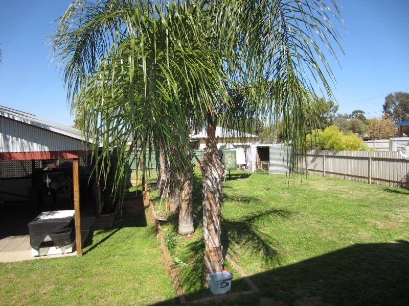 24 Gregory Street, Ouyen VIC 3490
