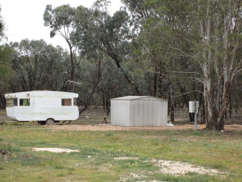 174 & CA.13 Cootamundra Avenue, Red Cliffs VIC 3496