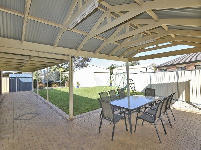 21 Canterbury Drive, Mildura VIC 3500