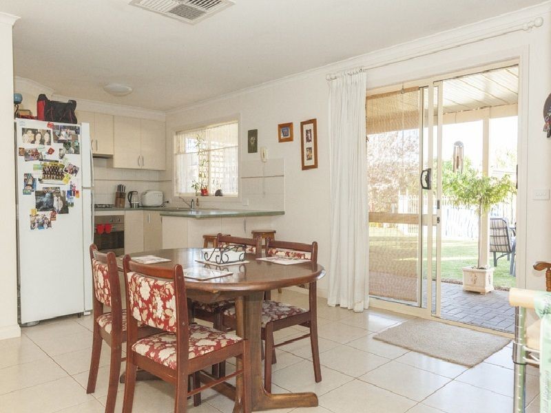 8 Orlando Court, Mildura VIC 3500