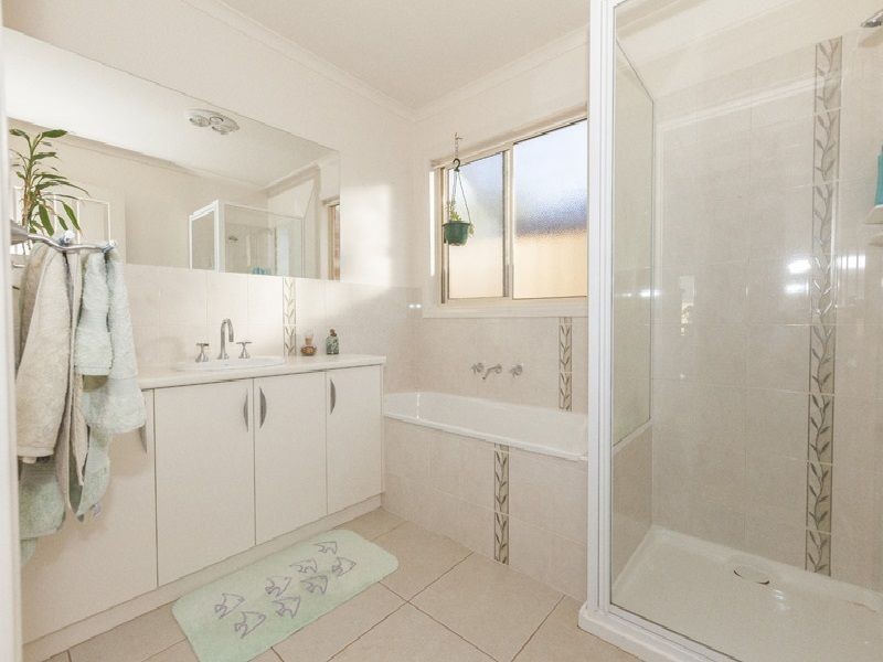 8 Orlando Court, Mildura VIC 3500