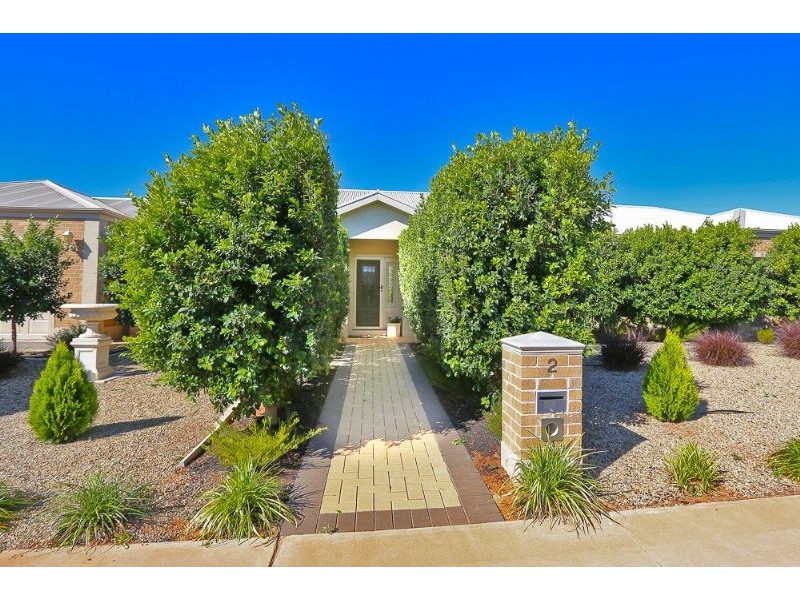 2 Roy Harwood Drive, Irymple VIC 3498