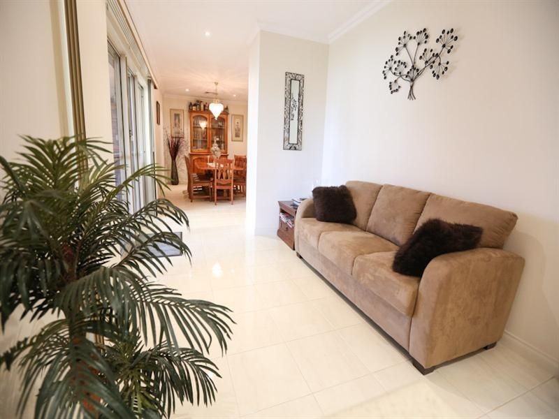 2 Roy Harwood Drive, Irymple VIC 3498