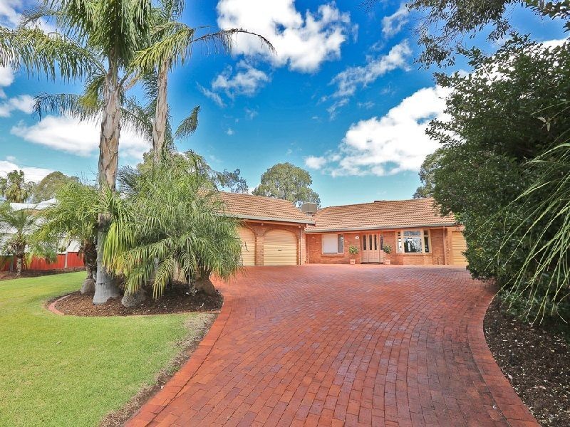 5 Carramar Drive, Gol Gol NSW 2738