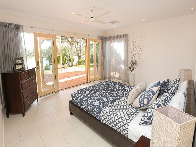 5 Carramar Drive, Gol Gol NSW 2738