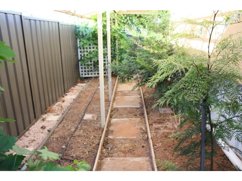 8 Namoi Avenue, Red Cliffs VIC 3496