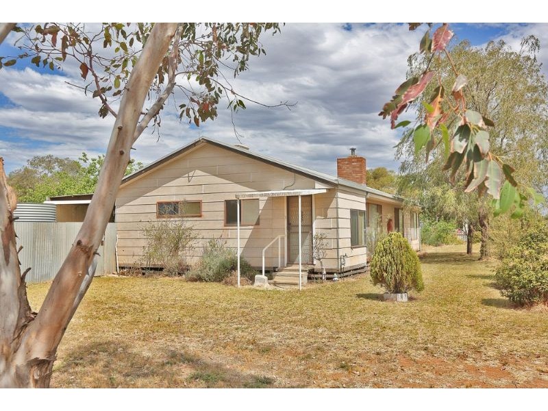 2 Lachlan Parade, Red Cliffs VIC 3496