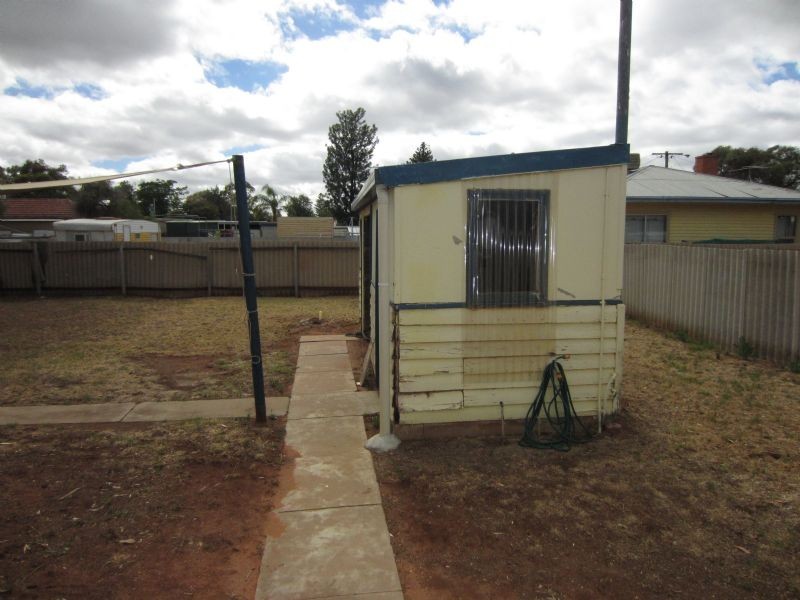 28 Murray Avenue, Red Cliffs VIC 3496