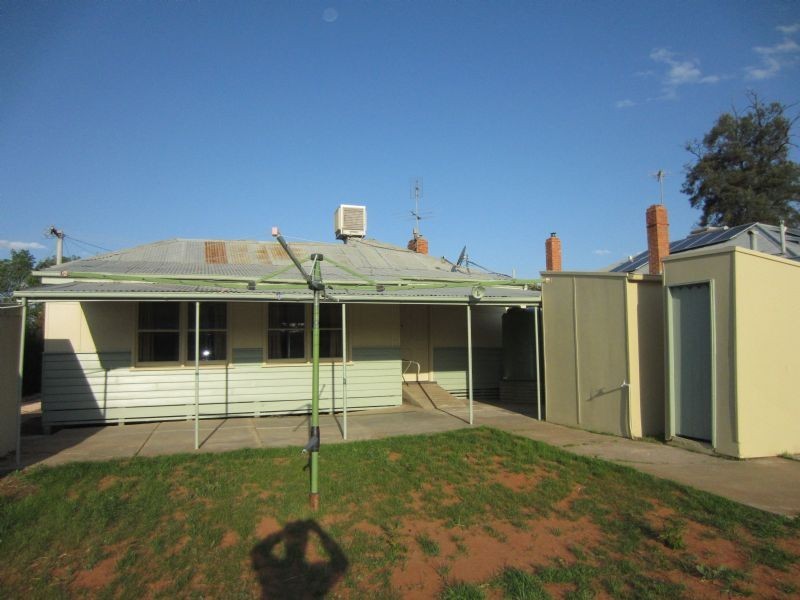 13 Railway Avenue, Merbein VIC 3505