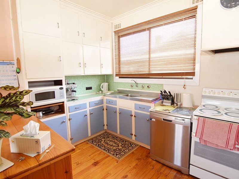 32  Railway Terrace, Ouyen VIC 3490