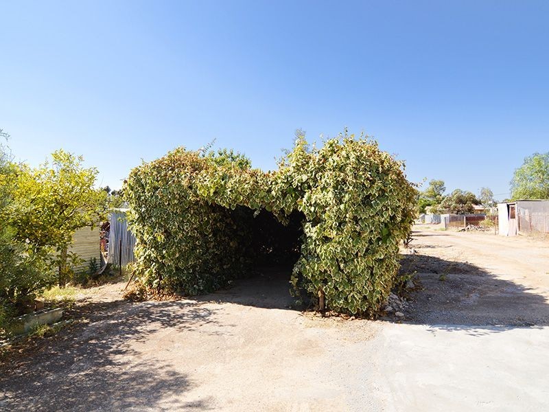 18 Gregory Street, Ouyen VIC 3490