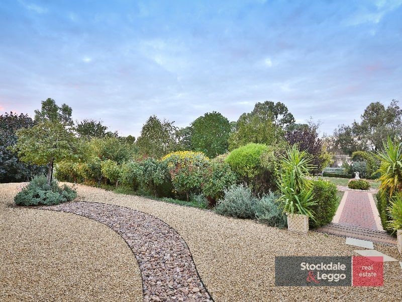 2 St Andrews Drive, Cabarita VIC 3505