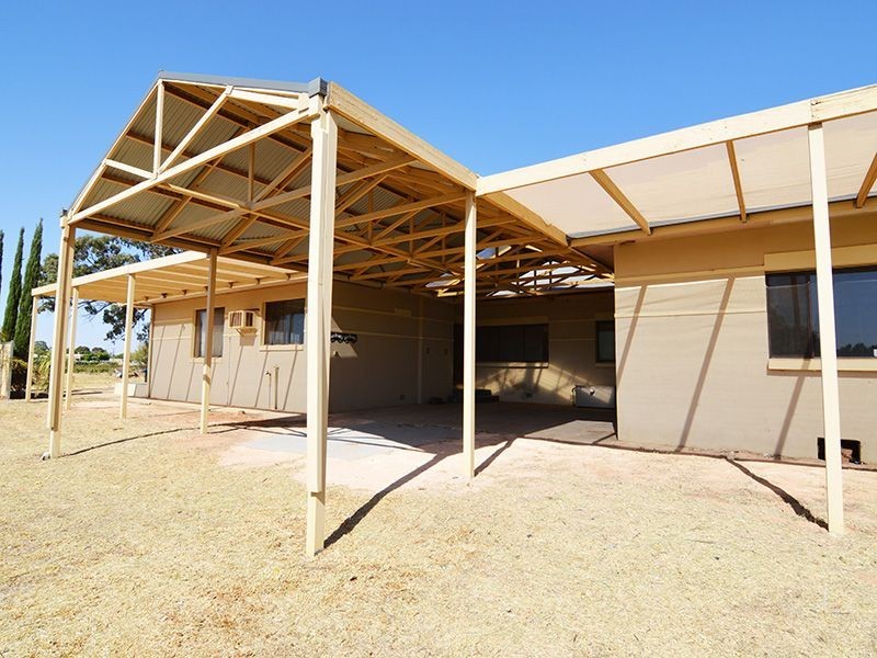 226 Calotis Street, Red Cliffs VIC 3496