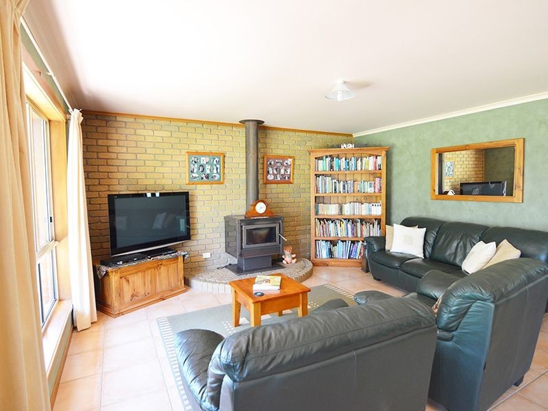 7 Fifth Street, Birdwoodton VIC 3505