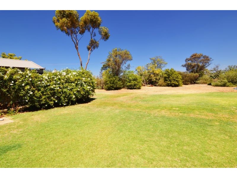 7 Fifth Street, Birdwoodton VIC 3505