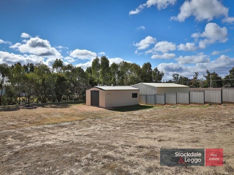 18 Carramar Drive, Gol Gol NSW 2738