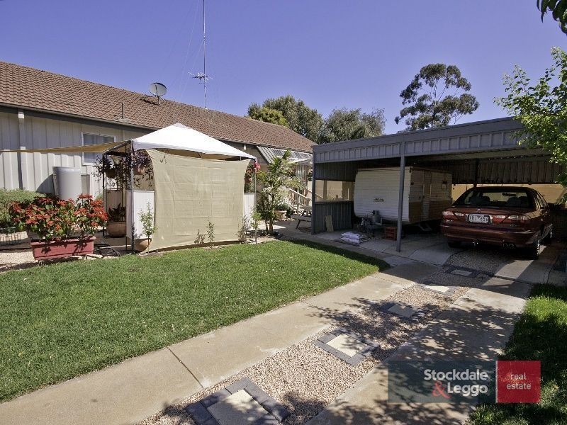 8 Namoi Ave, Red Cliffs VIC 3496