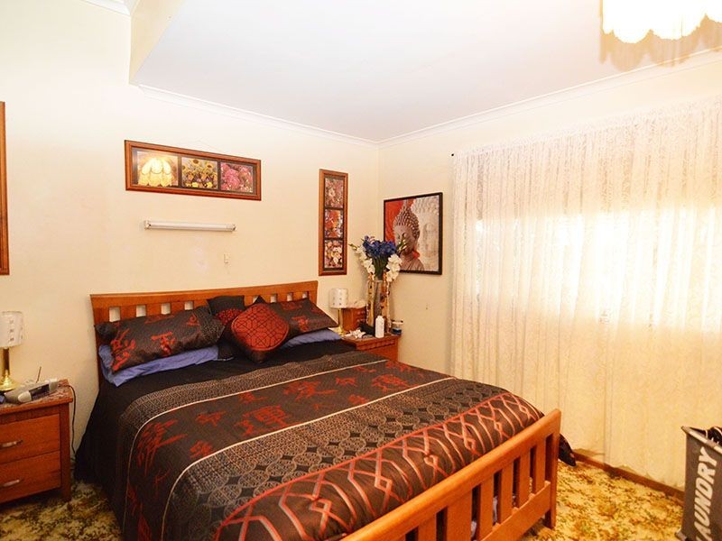 14 Leonora Street, Robinvale VIC 3549