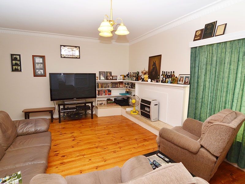 19 Campbell Grove, Mildura VIC 3500
