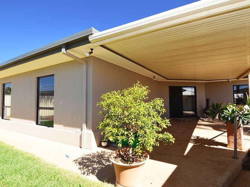 55 Summer Drive, Buronga NSW 2739
