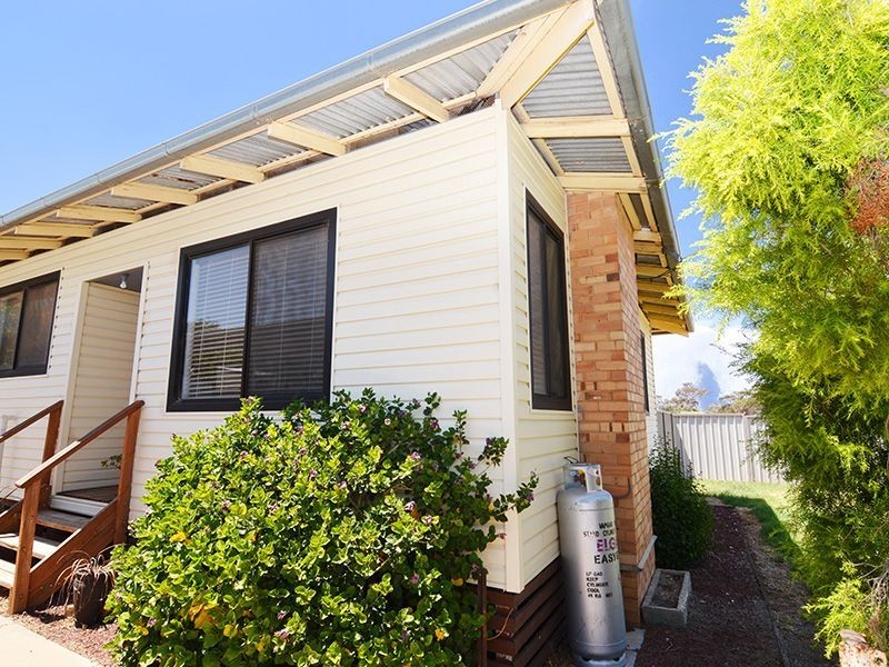 32  Railway Tce, Ouyen VIC 3490