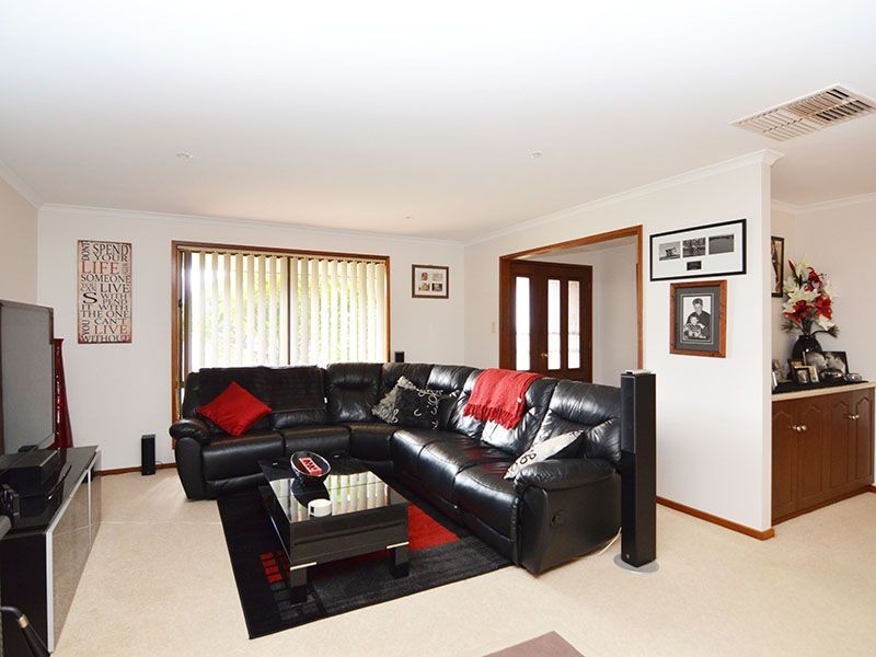 21 Benson Road, Cardross VIC 3496