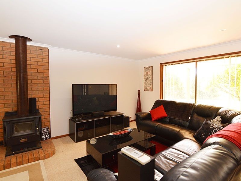 21 Benson Road, Cardross VIC 3496