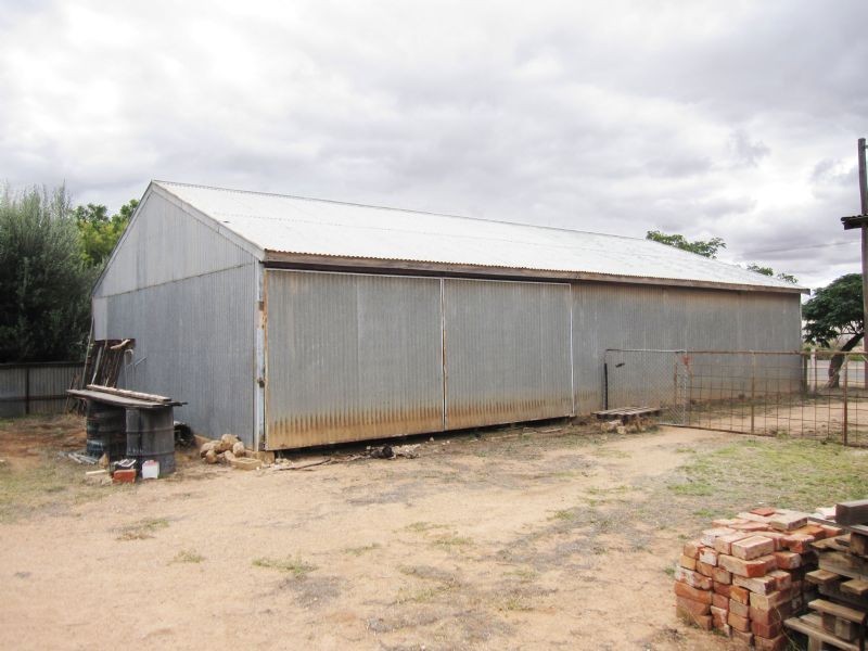 9-10 Tower Street, Werrimull VIC 3496