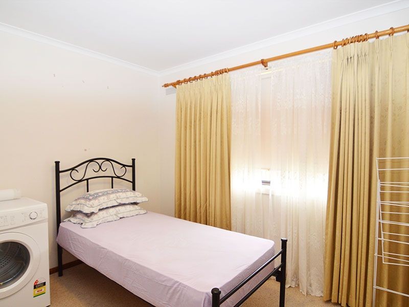 2/4 Eileen Street, Mildura VIC 3500