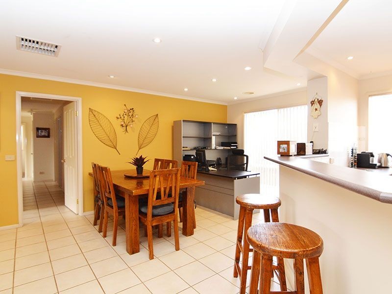 30 Etherington Drive, Mildura VIC 3500