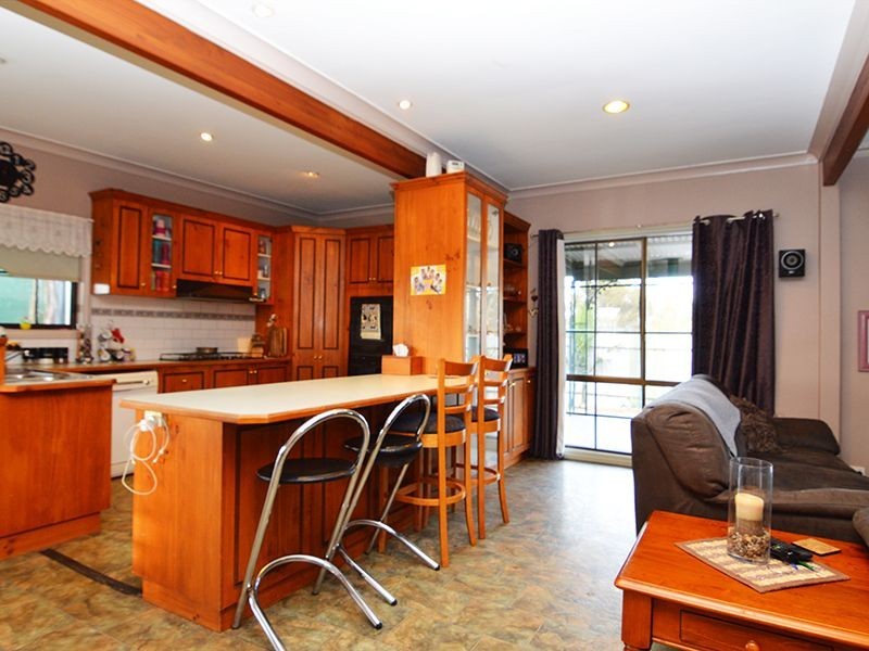 188 Dow Avenue, Cabarita VIC 3505