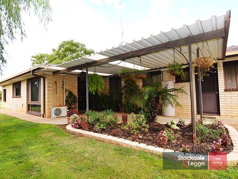 806 Coorong Avenue, Red Cliffs VIC 3496