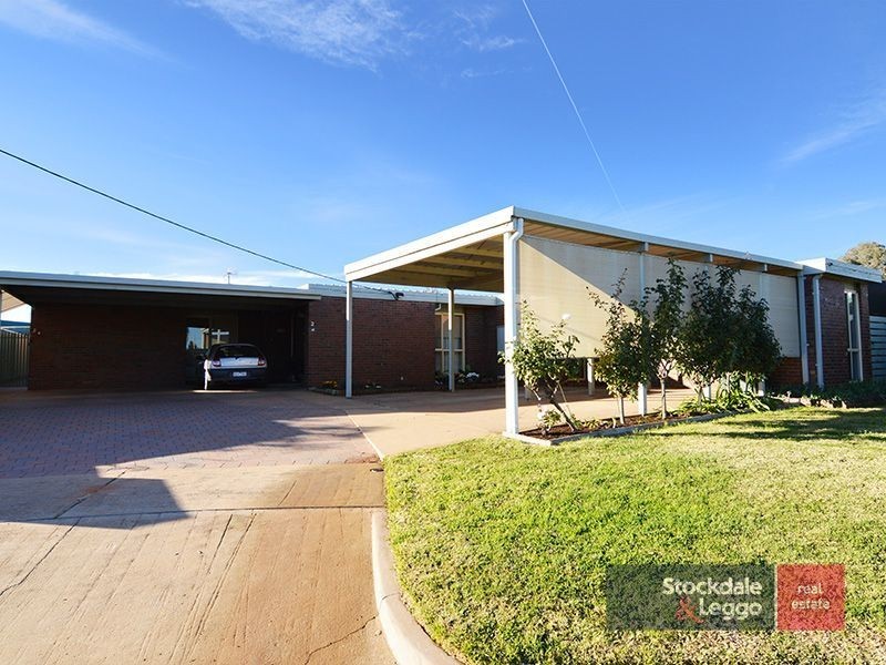 1/9 John Court, Irymple VIC 3498